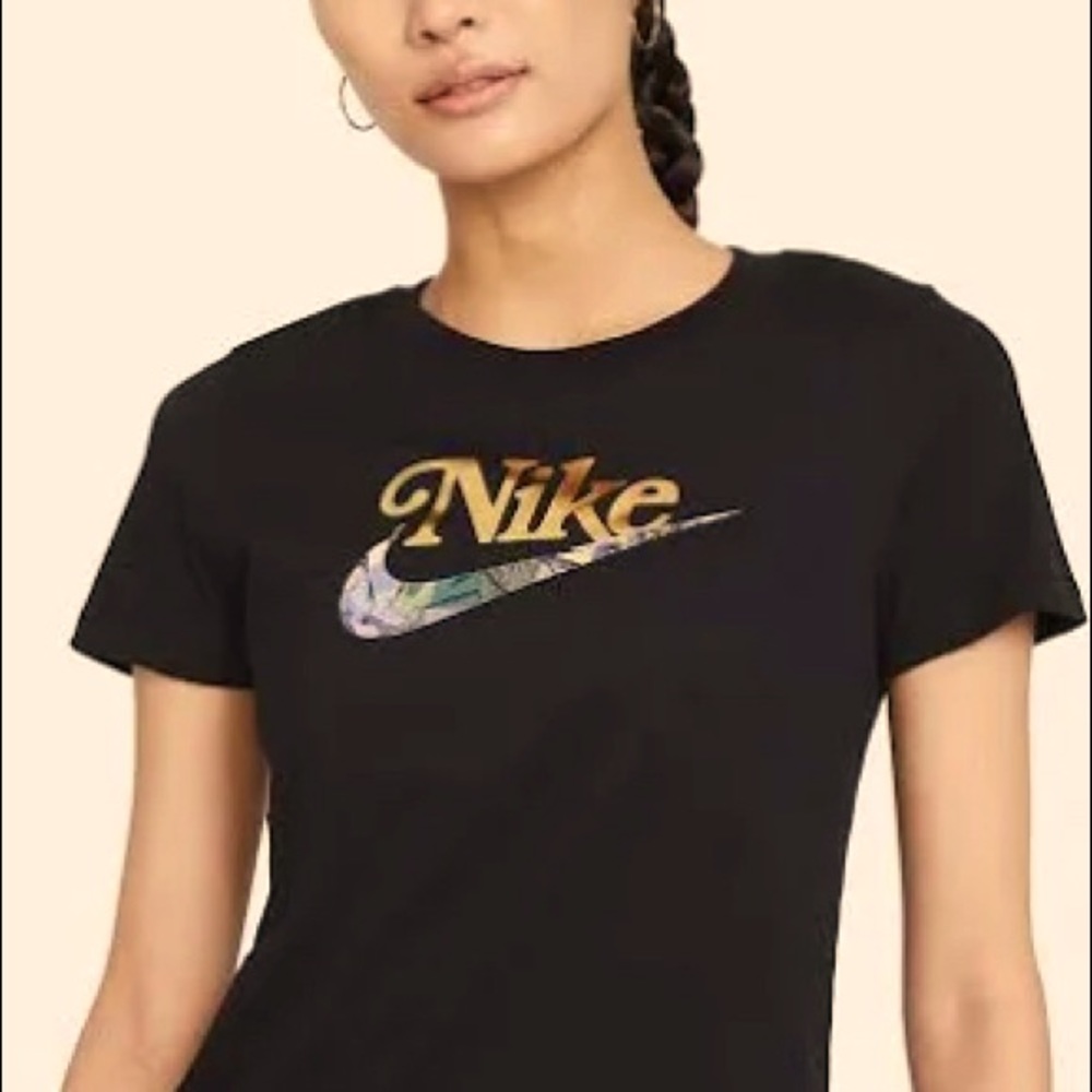 Black Nike T-Shirt
